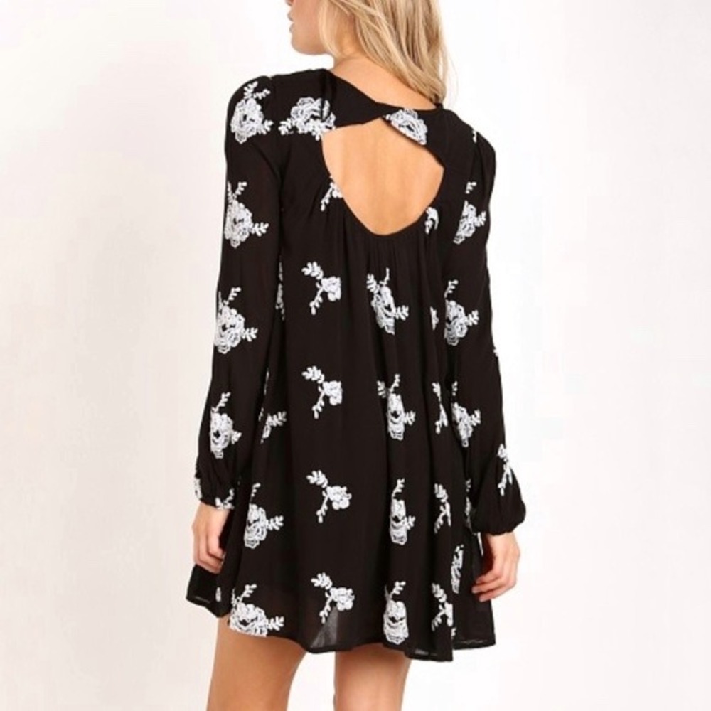 Free People Emma Cotton Floral Embroidered Black Mini Dress Size Medium Boho
